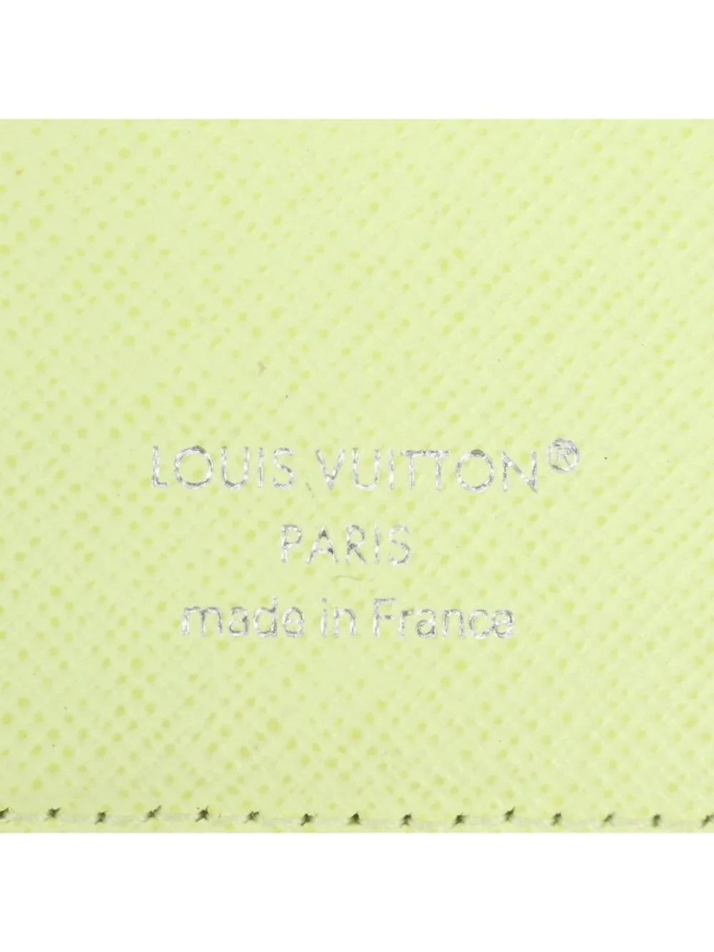 Louis Vuitton Taigarama Portefeuille Brazza Leather Wallet